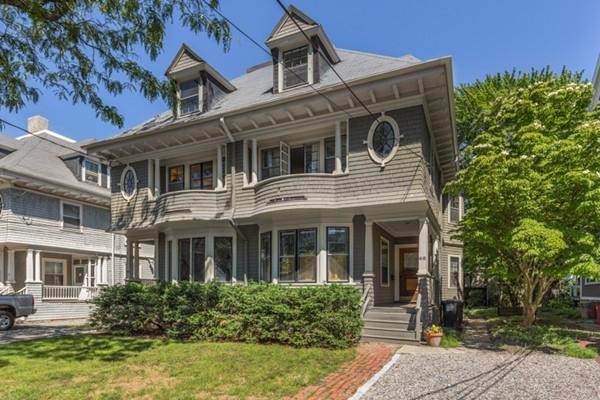 46 Irving Street - Photo 1