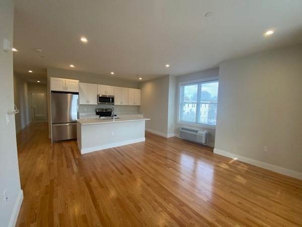208 Neponset Valley Parkway - Photo 1