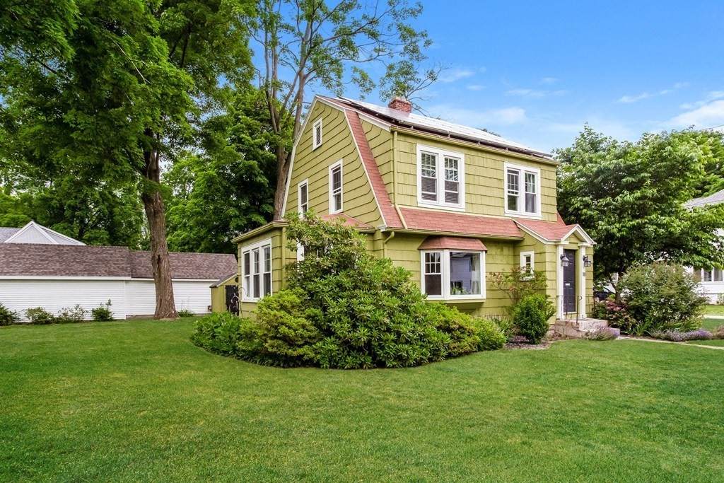 18 Bellevue Avenue - Photo 1