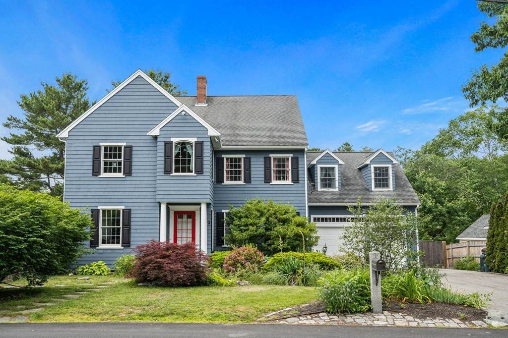 24 Eddel Ave - Photo 1