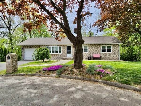 5 Primrose Ln - Photo 1