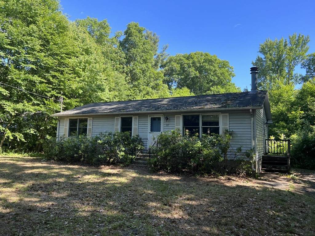397 Rockrimmon St - Photo 1
