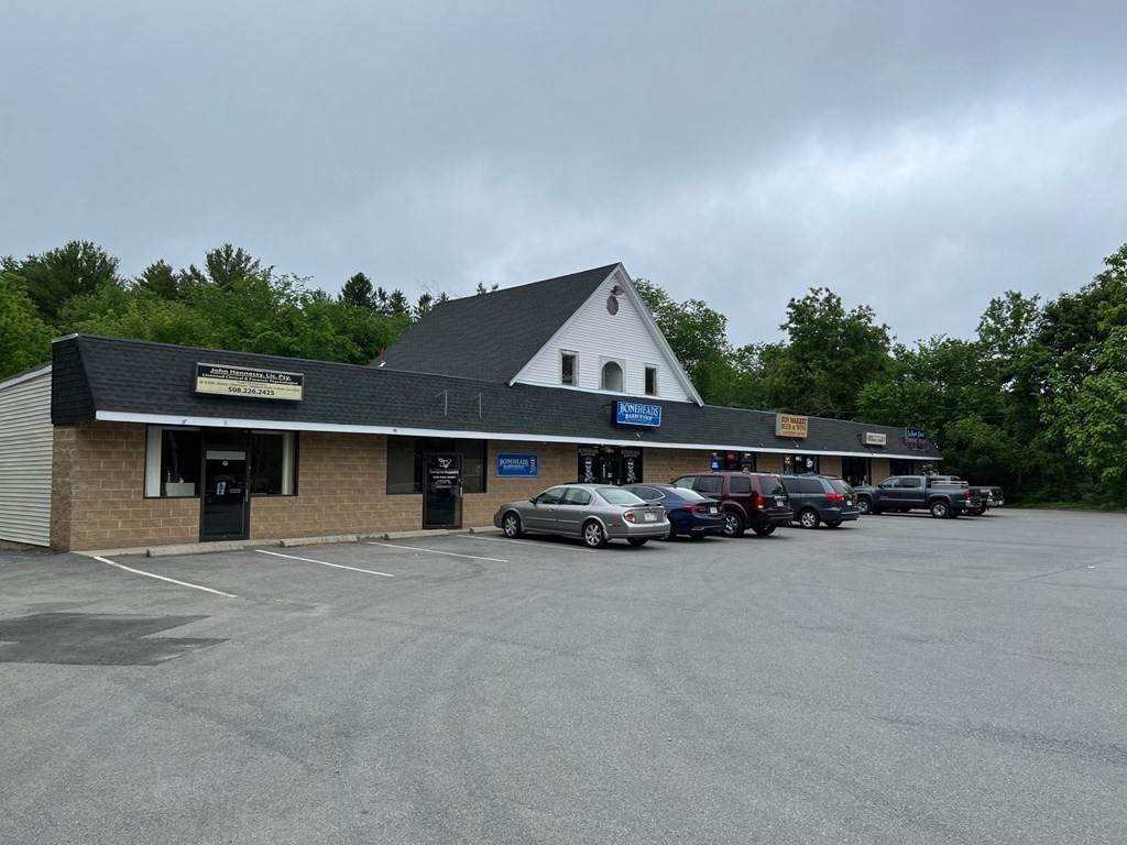 181 W Main St - Photo 1