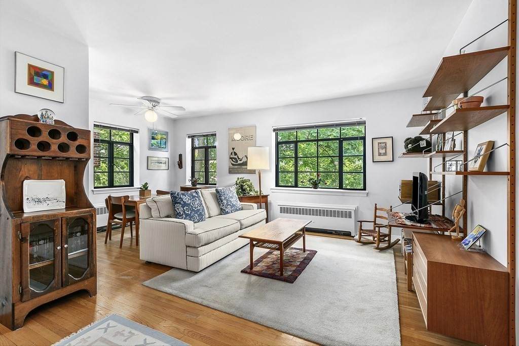 69 Strathmore - Photo 1