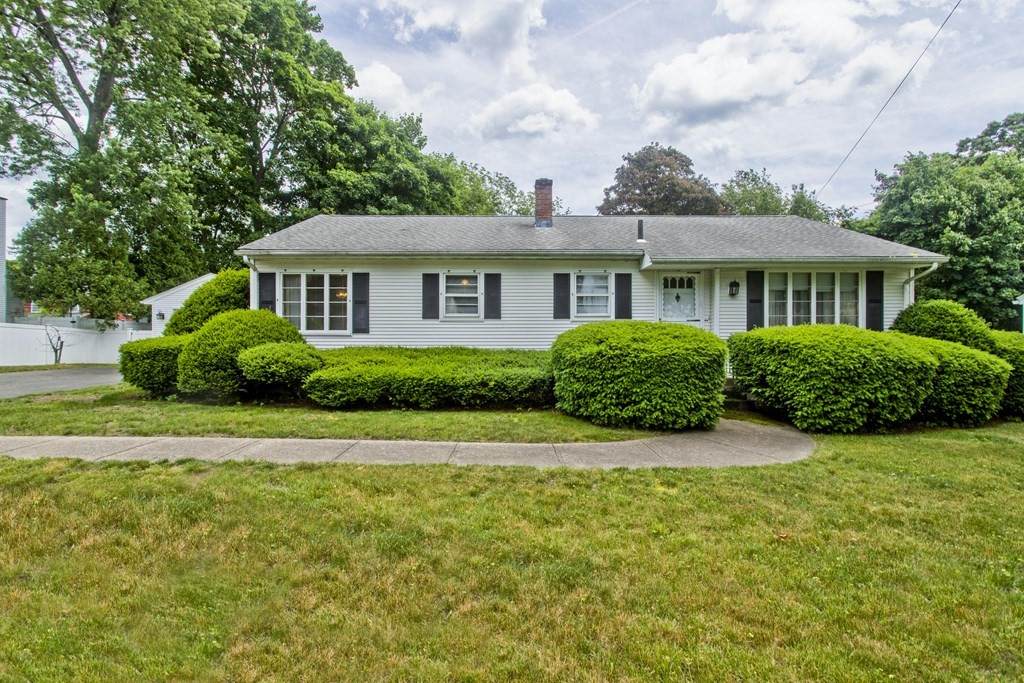 51 Inglewood Ave - Photo 1