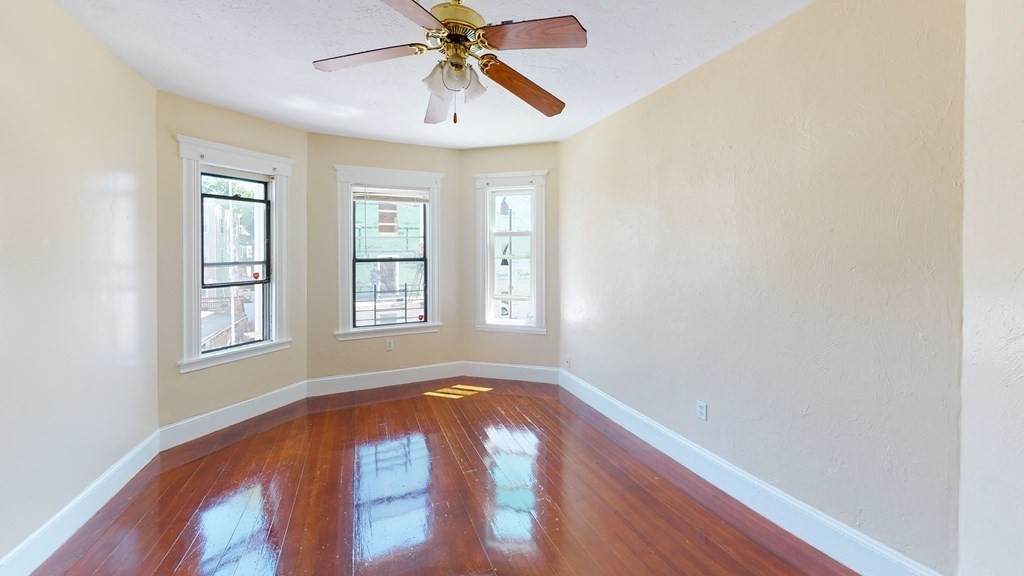 10 Tovar St - Photo 1