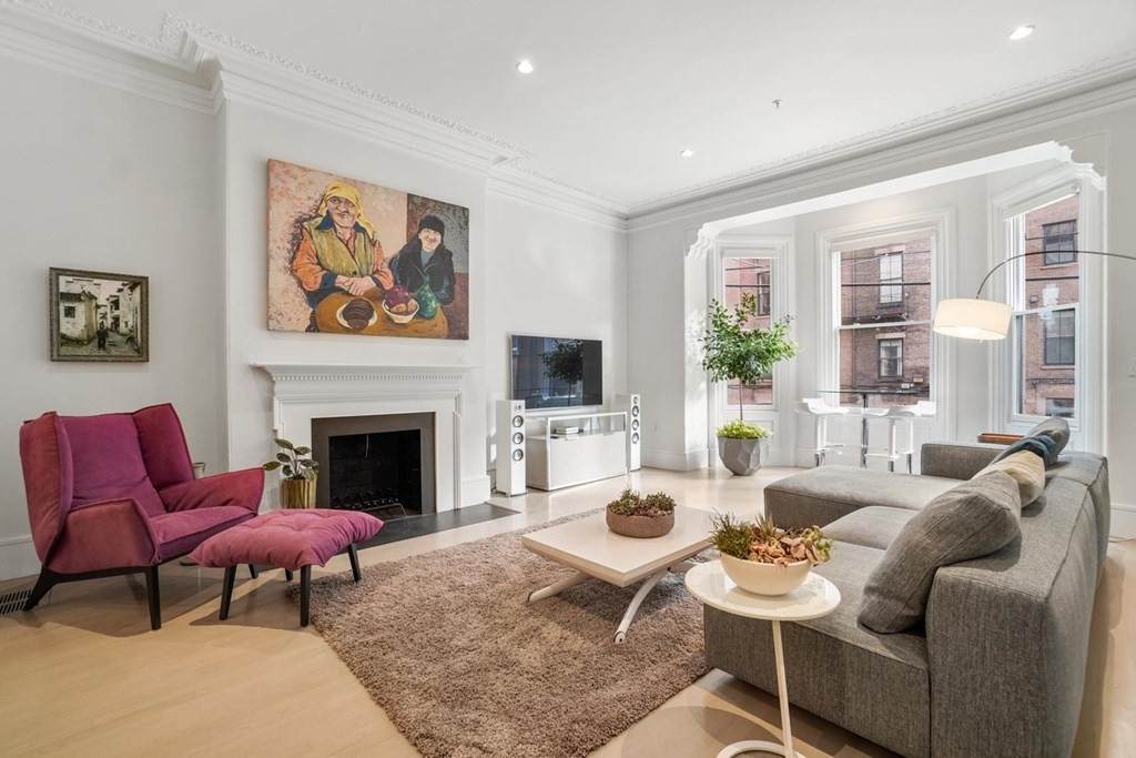 177 Beacon St - Photo 1