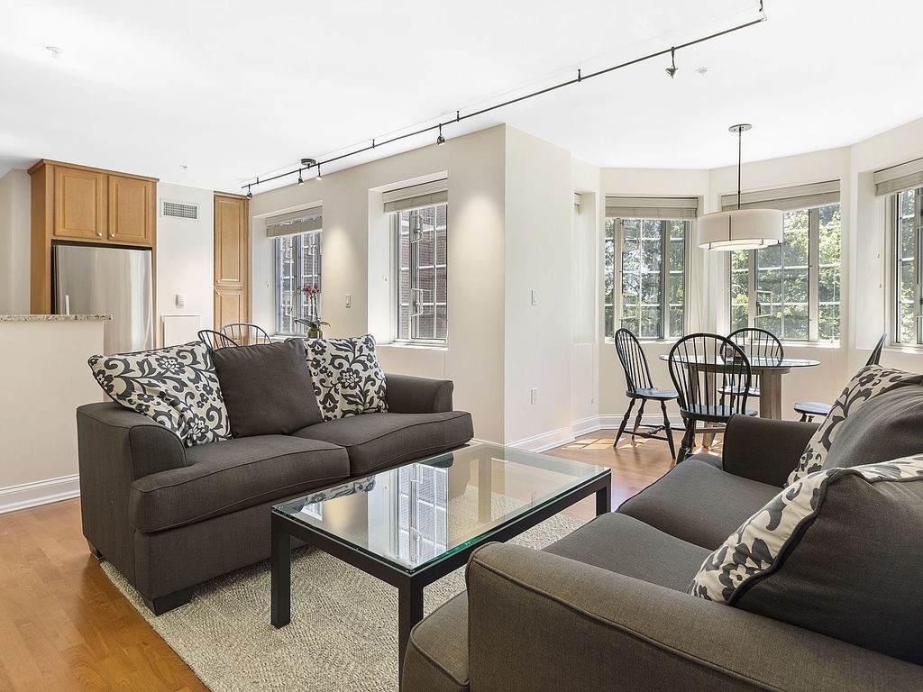 20 Chapel Street - Photo 1