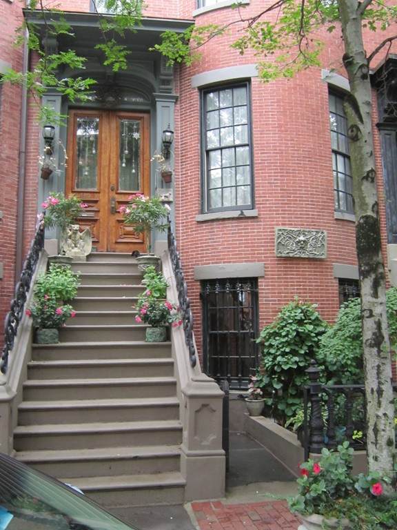 125 Pembroke St - Photo 1