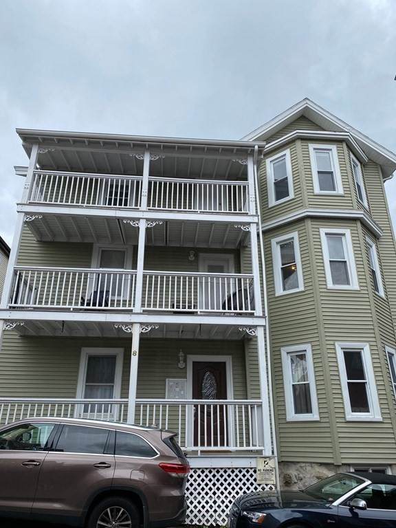 8 White Ave - Photo 1