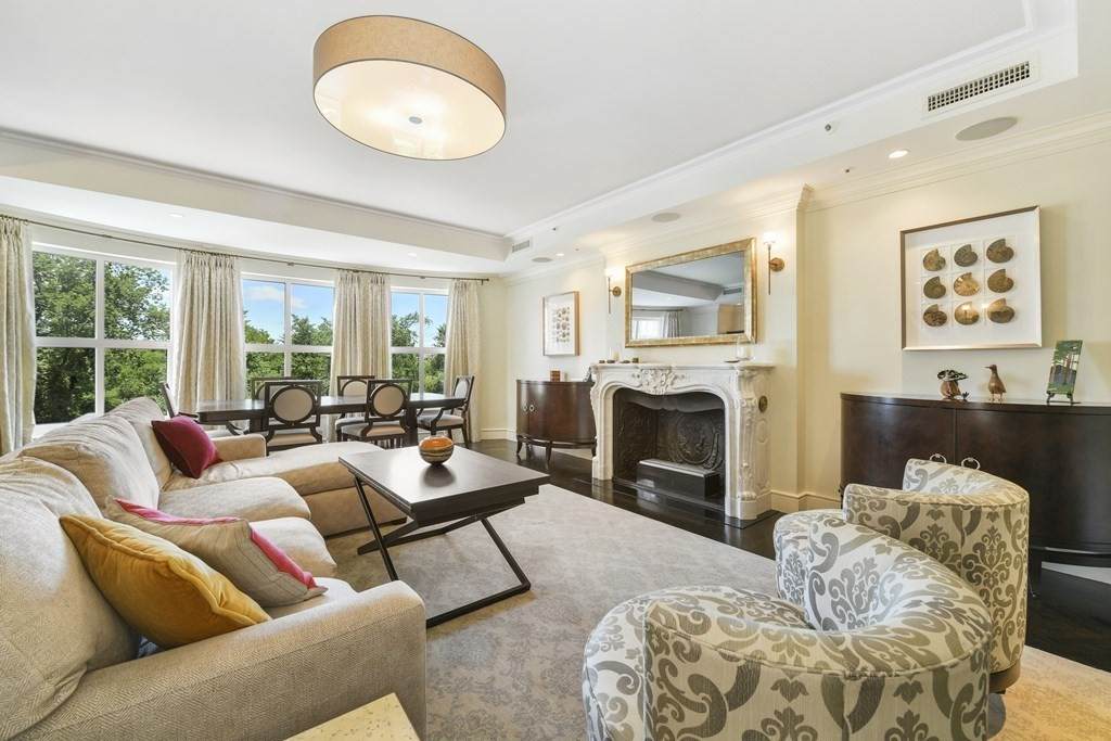 300 Boylston St - Photo 1