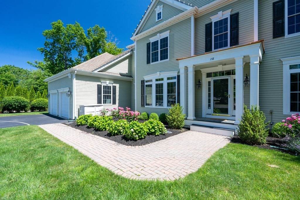 28 Robin Hill Road - Photo 1
