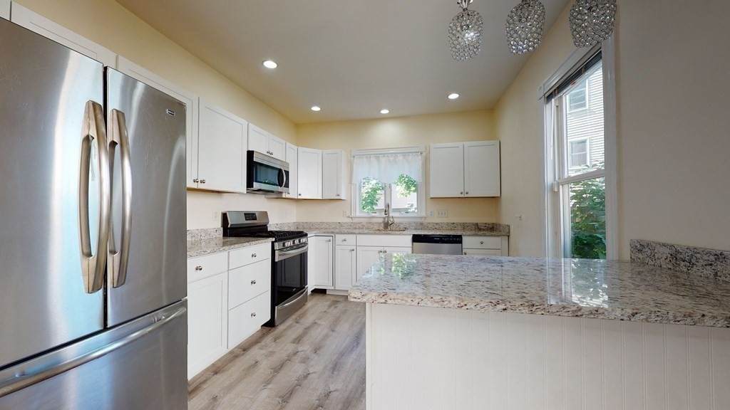 72 Crescent Ave - Photo 1