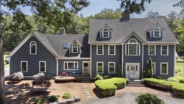 25 Bayberry Lane - Photo 1