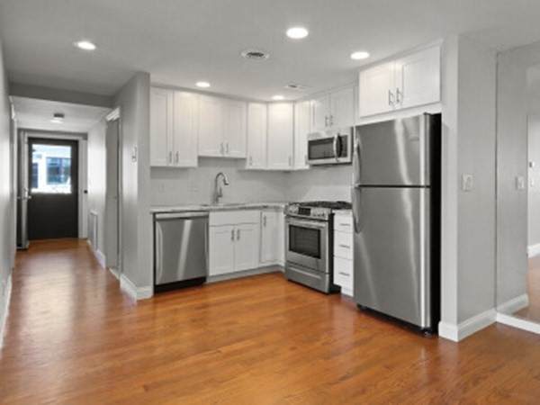 925 East 2nd St - Photo 1