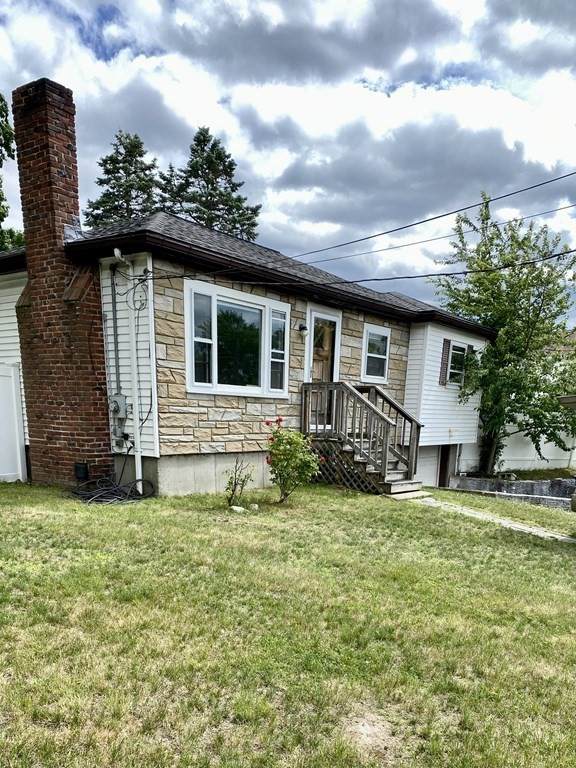 16 Christy Ln - Photo 1