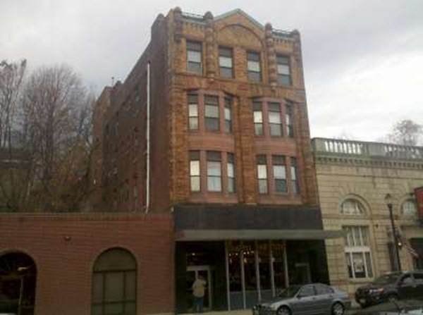 185 Main St - Photo 1