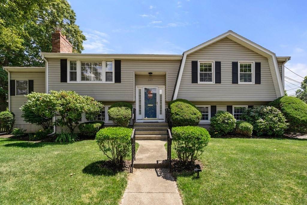 147 Standish - Photo 1
