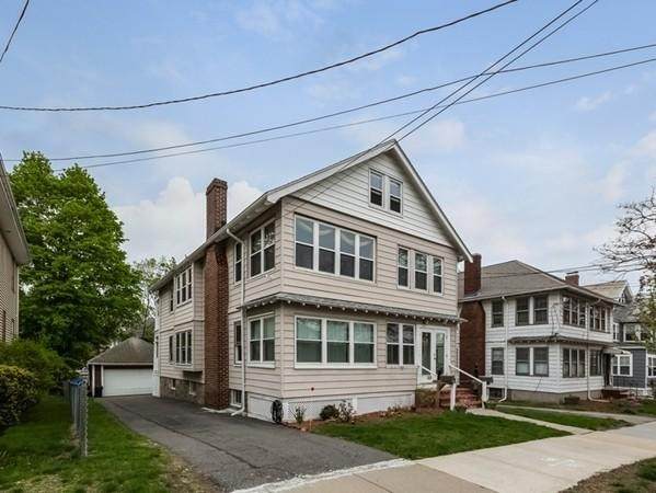 348 Lagrange - Photo 1