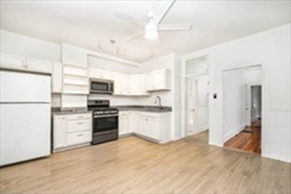 57 Essex Street - Photo 1