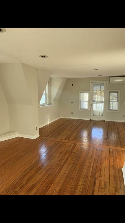 18 Forest Park Ave - Photo 1