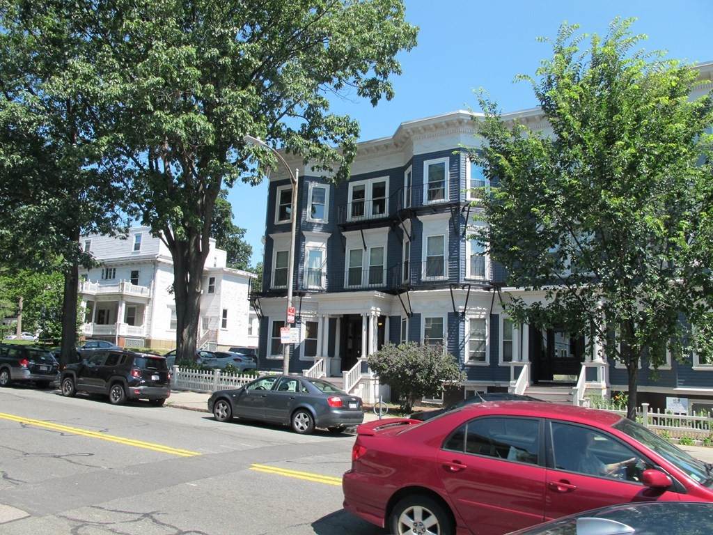 373 Broadway - Photo 1