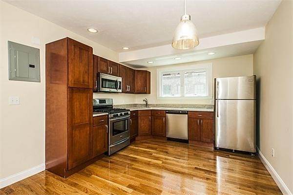 18 Cottage Park Ave - Photo 1