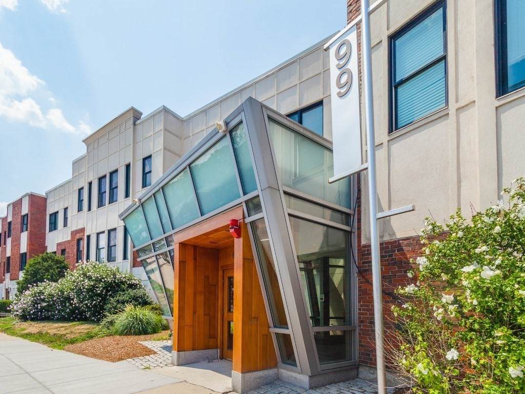 99 Chestnut Hill Ave - Photo 1