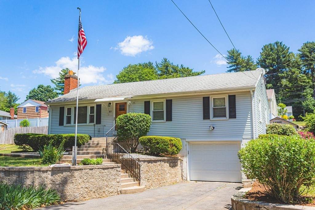 83 Green St - Photo 1