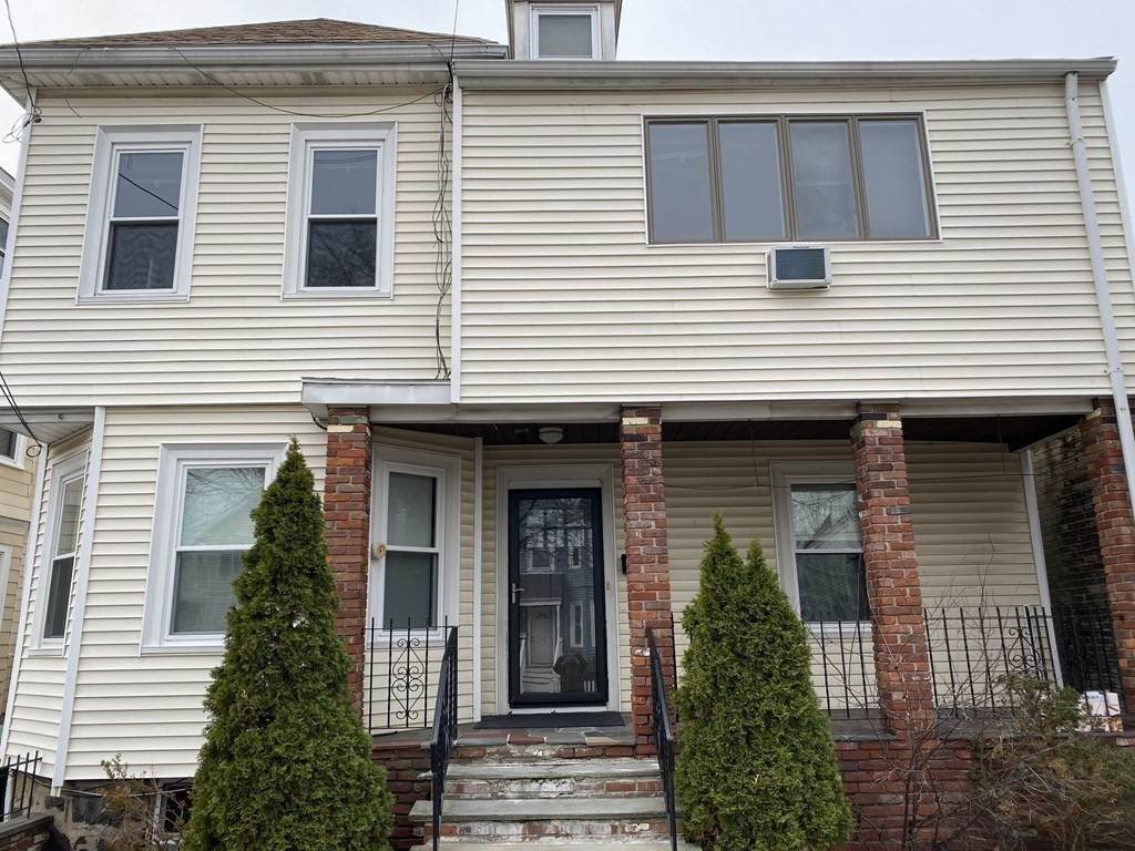 252 Spring St - Photo 1