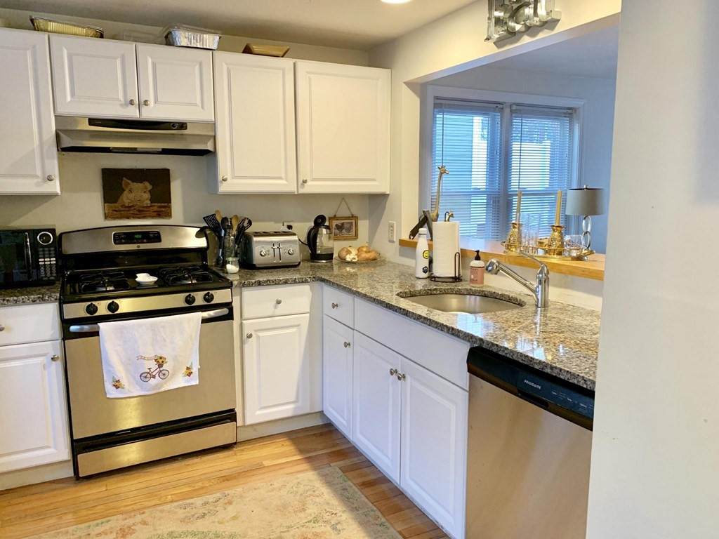 197 West 6th St - Photo 1