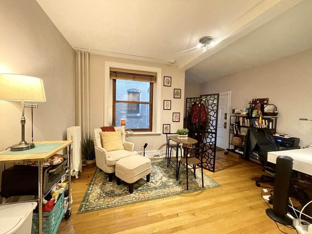 8 Garrison Street - Photo 1