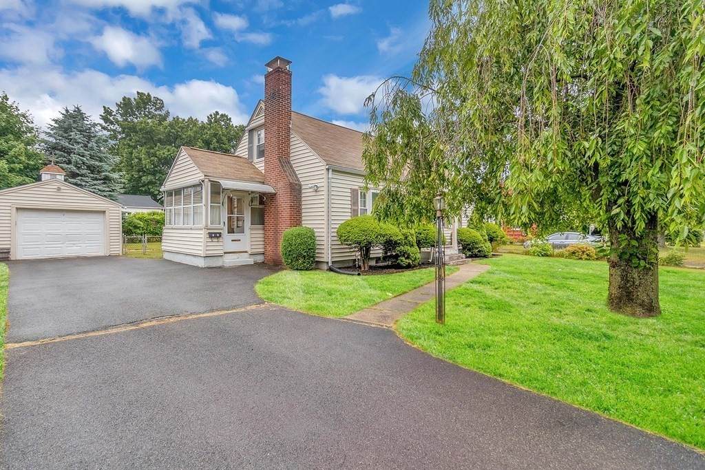 12 Jean Dr - Photo 1
