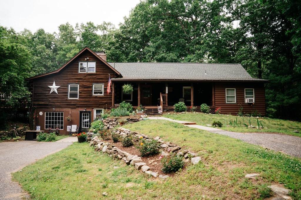 355 Amherst Rd - Photo 1