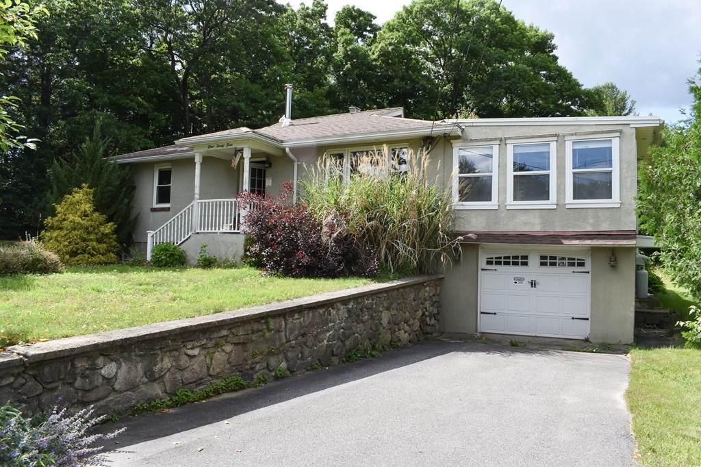425 Linden St - Photo 1