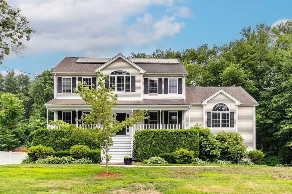 46 Susan Ln - Photo 1