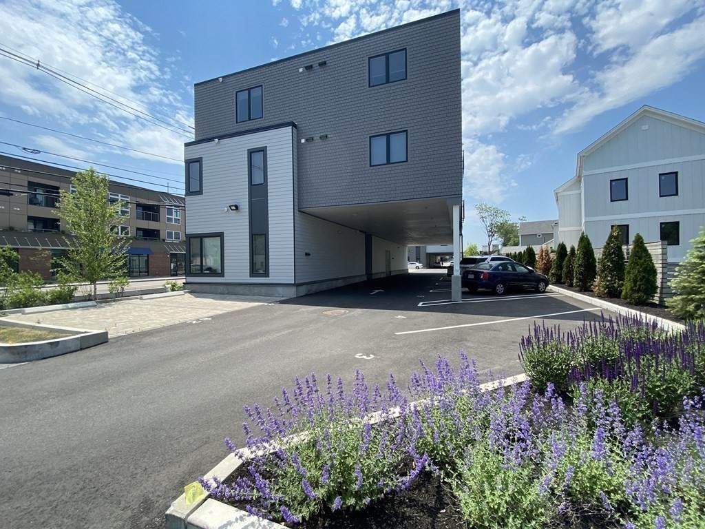 385 Pleasant Street - Photo 1