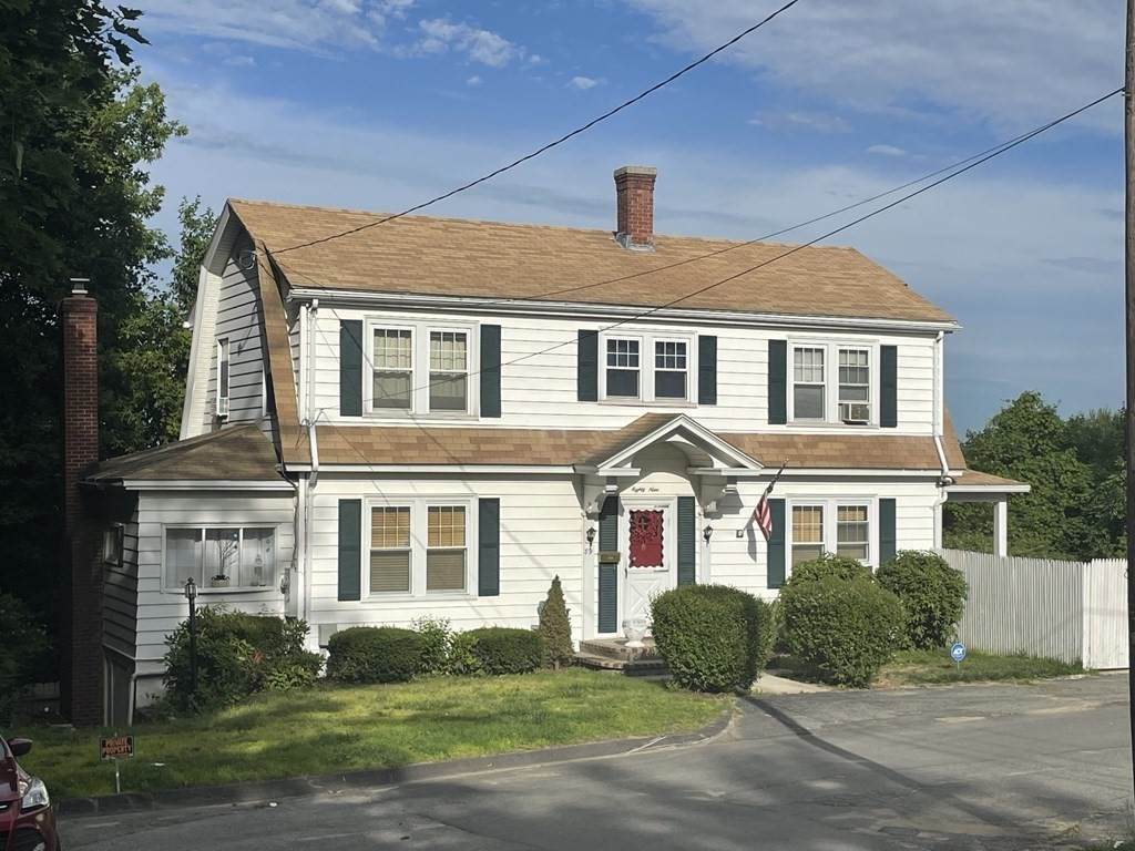 89 Elizabeth St - Photo 1