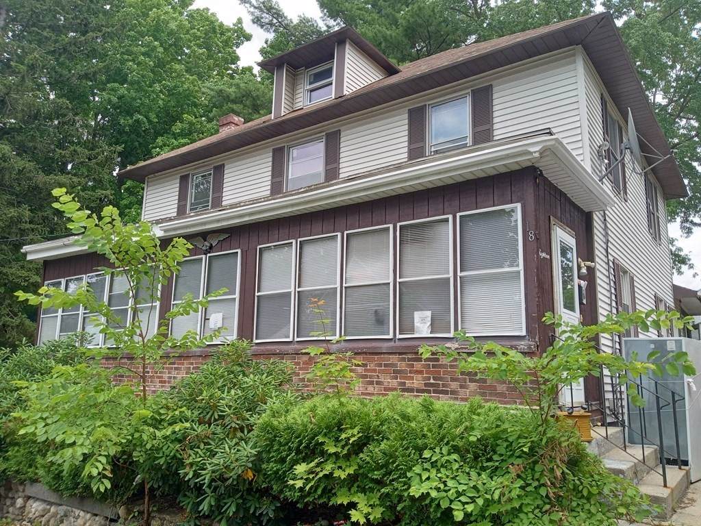 18 Cottage Pl - Photo 1