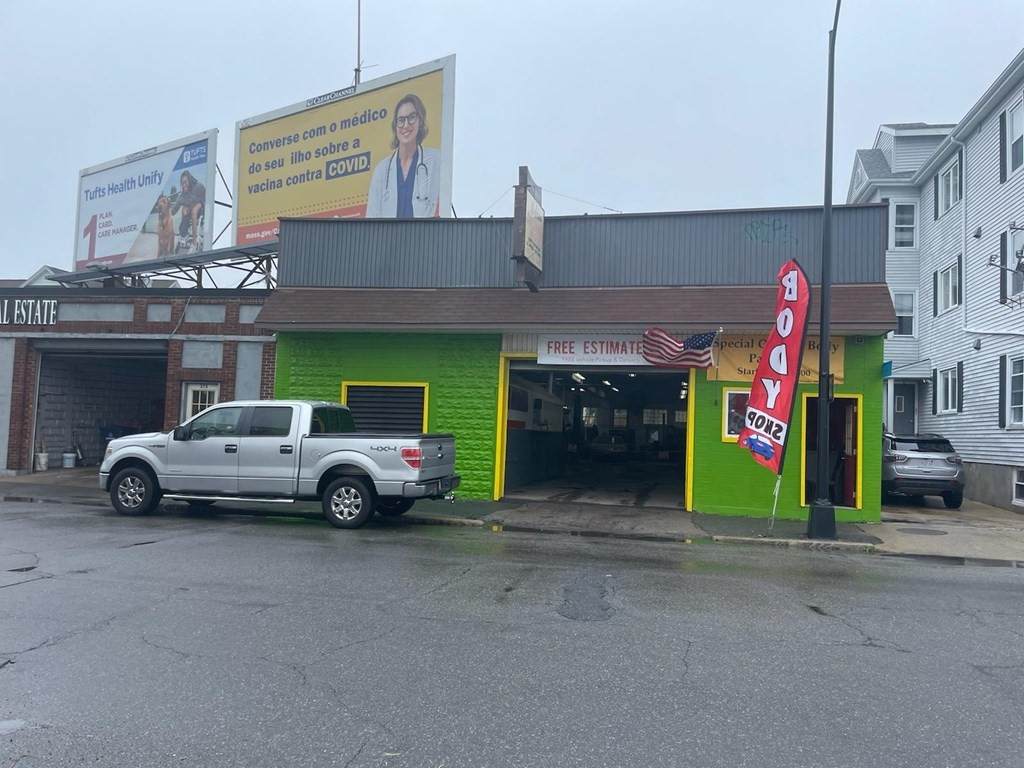 367 Dartmouth St - Photo 1