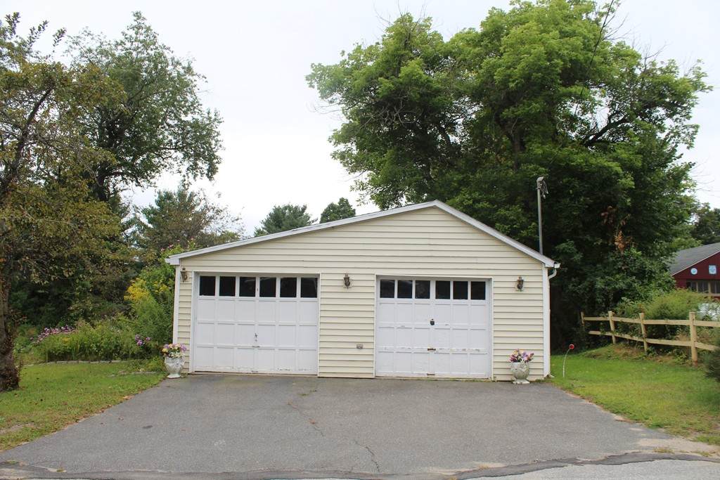 6A Belmont Ave - Photo 1