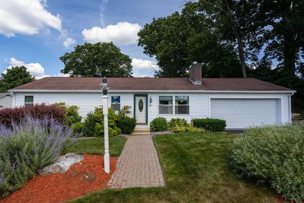 87 Middlesex Ave - Photo 1