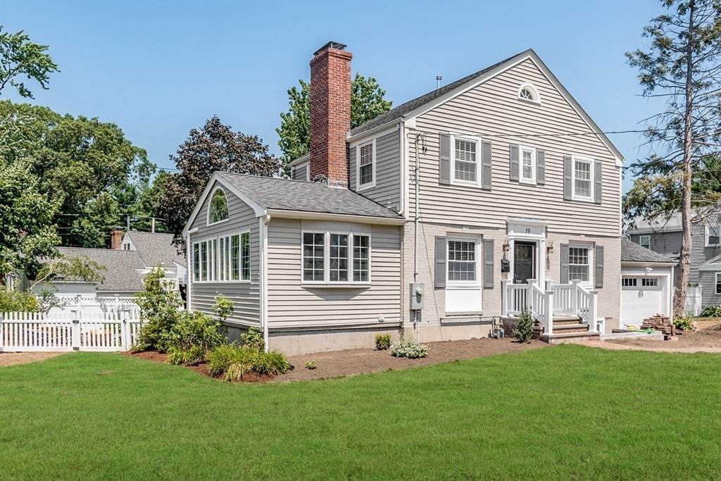 19 Nottingham Dr - Photo 1