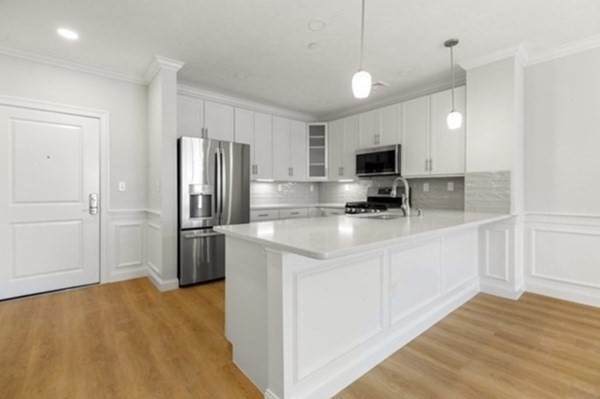 320 Middlesex Ave - Photo 1