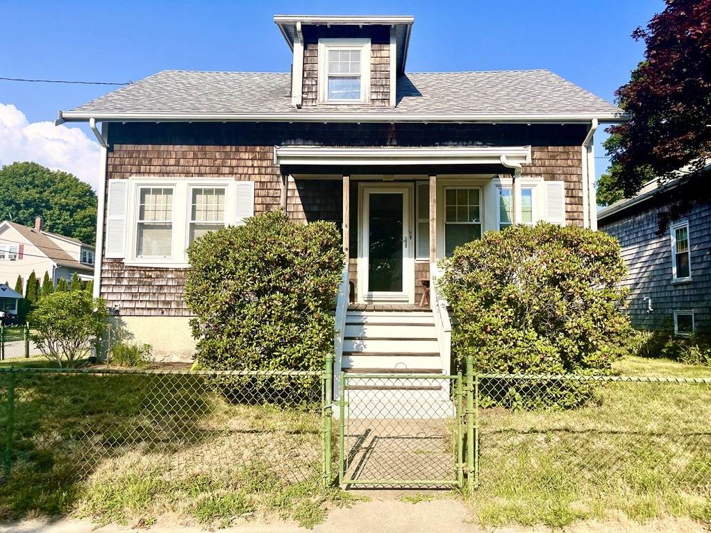 7 Pleasant St - Photo 1