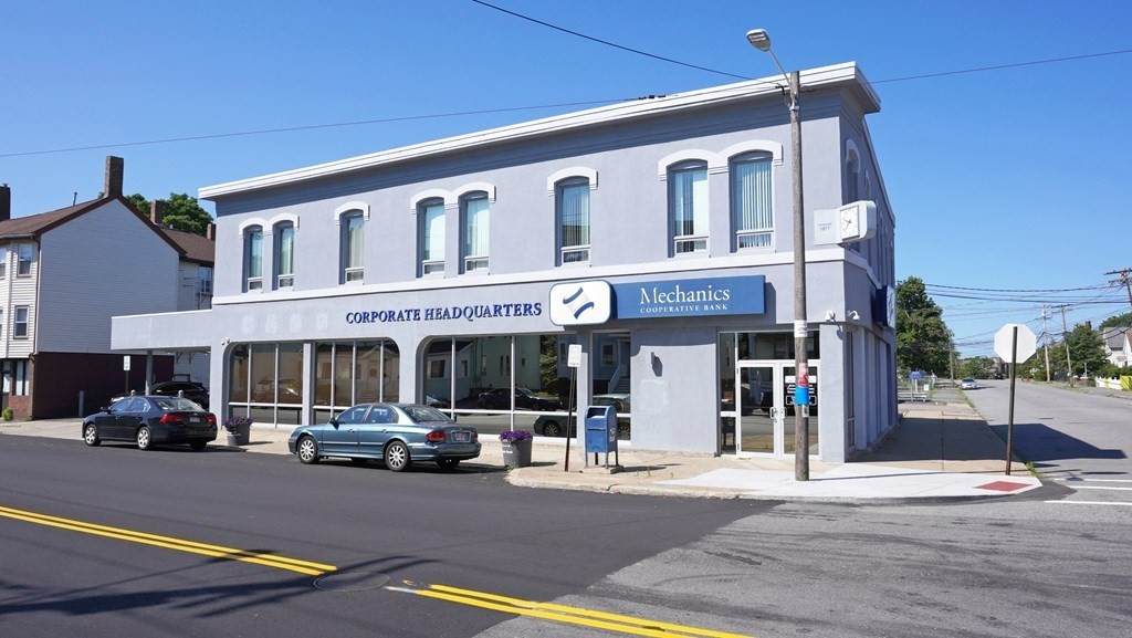308 Bay St - Photo 1
