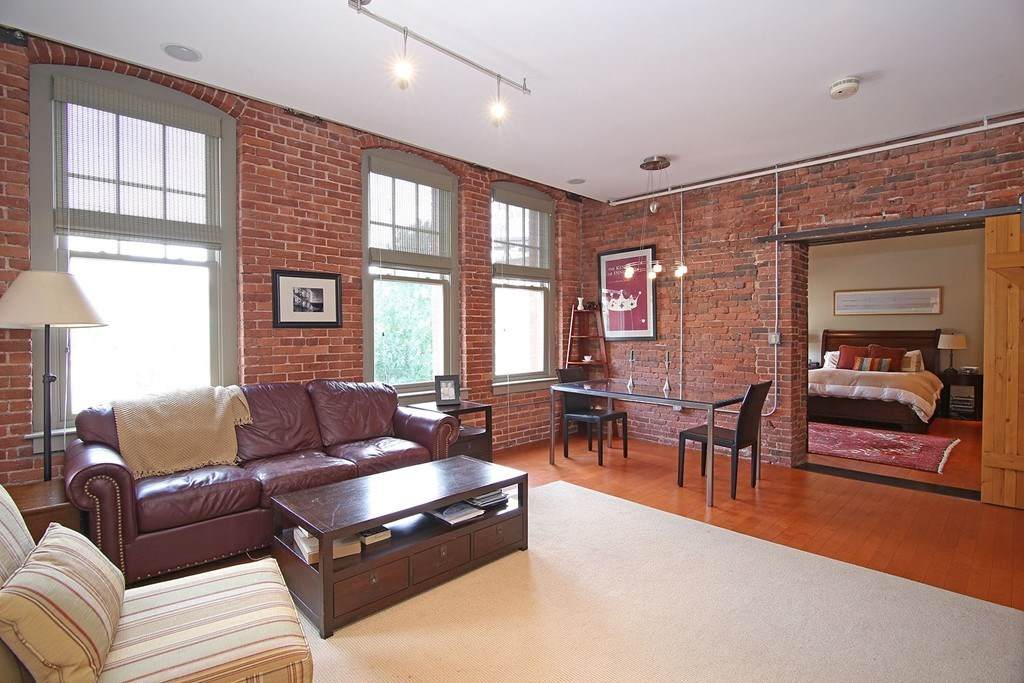 26 Stillman St - Photo 1