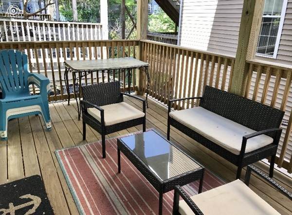 190 L Street - Photo 1