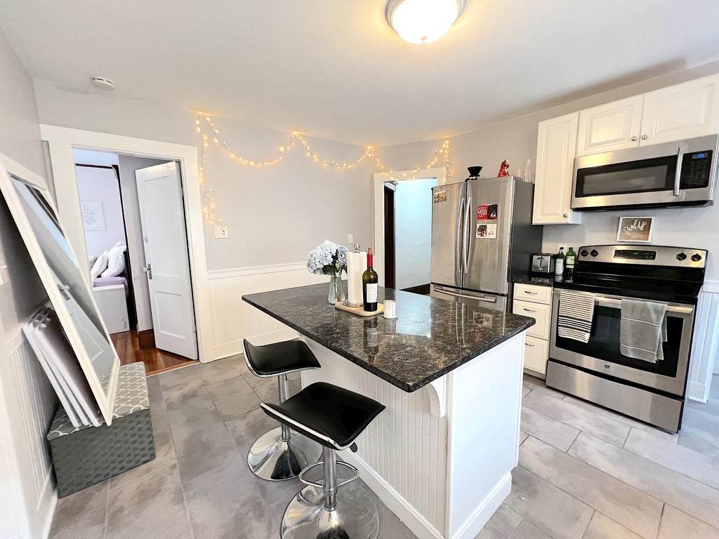168 Grant Ave - Photo 1