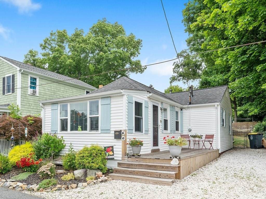 60 Barrows St - Photo 1